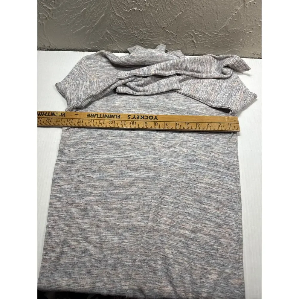 We The Free Free People Stonecold Turtleneck Split Back Tunic Top Size Small‎